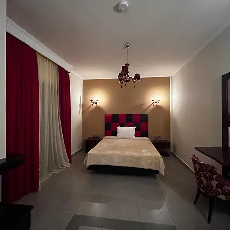 Faraggi 3* Συμβολή