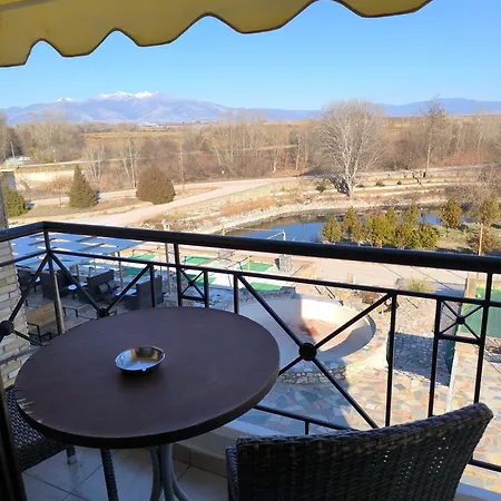 Ξενοδοχείο Faraggi 3*