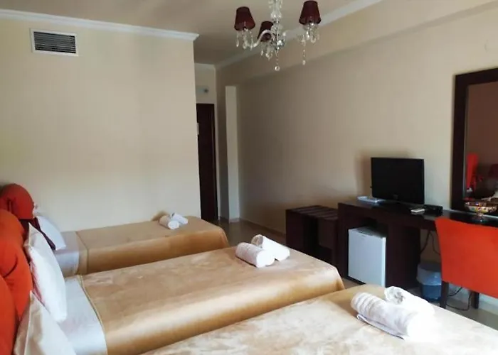 Hotel Faraggi Simvolí