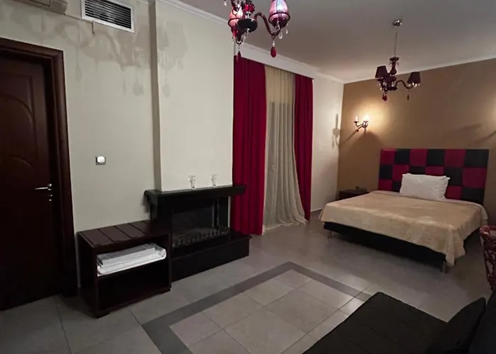 Faraggi Hotel 3*