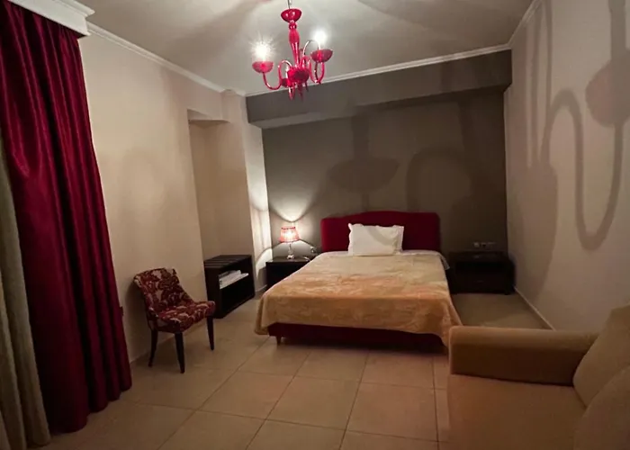 Faraggi Hotel 3*